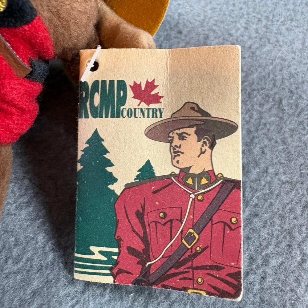 RCMP Country Plush Moose 4 inch Sitting Mountie Canada Souvenir‎ NWT